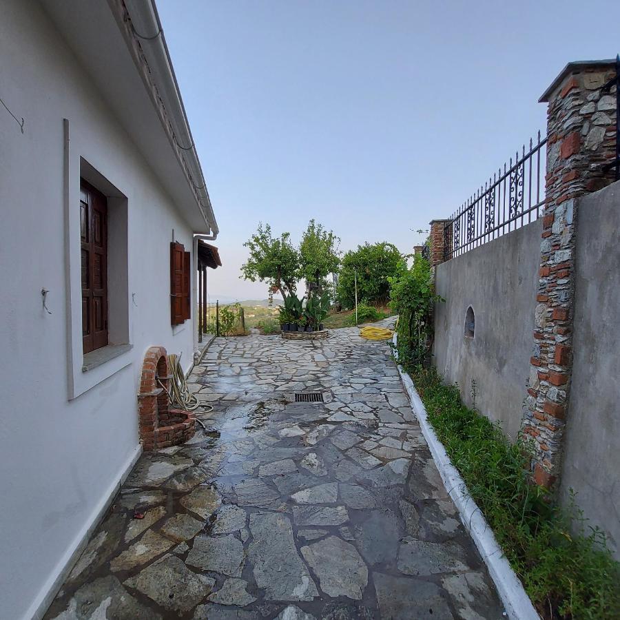 Villa Amfithea Moni Evaggelistrias Εξωτερικό φωτογραφία
